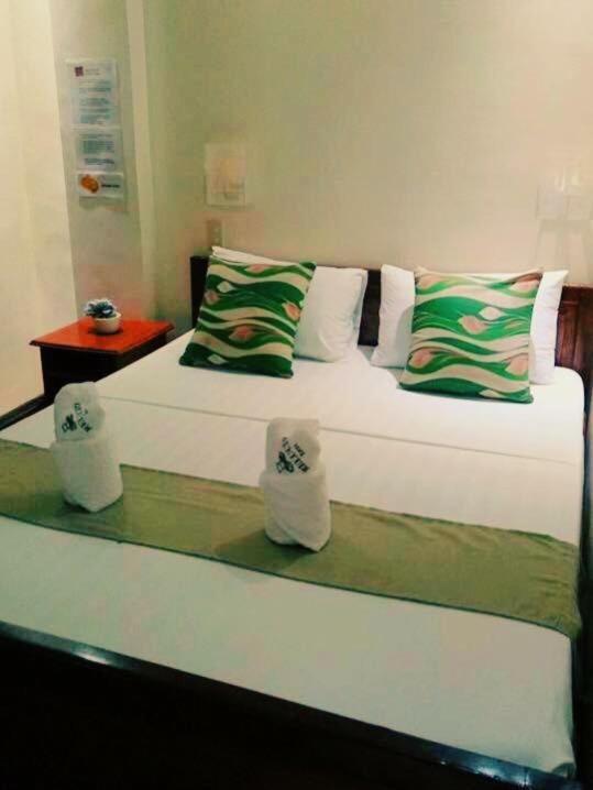 Relucio Traveller'S Pension El Nido Extérieur photo